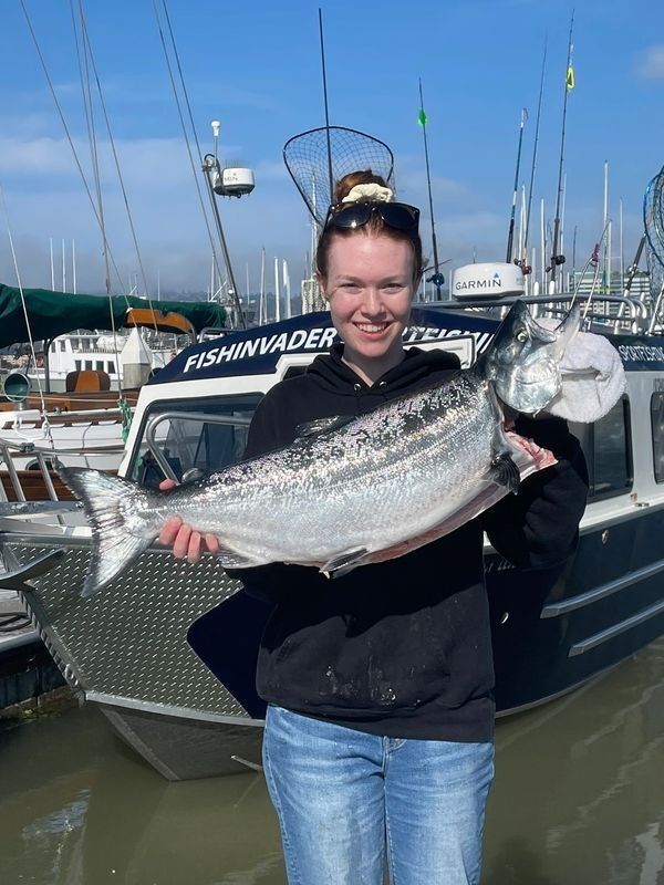 A fun day on the water for women who want time with friends and a supportive cre
